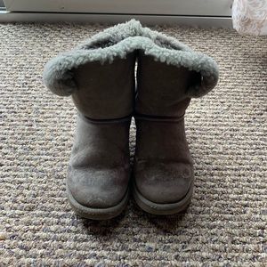 Grey Bailey Button Ugg Boots USED size 8